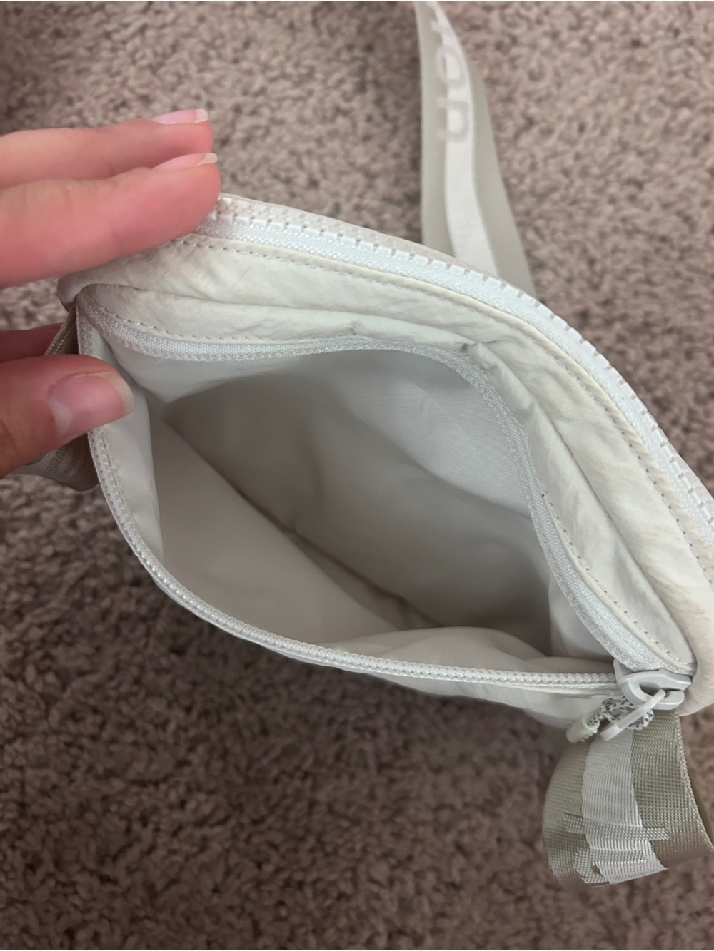 Lululemon White Belt Bag - Picture 3 of 5